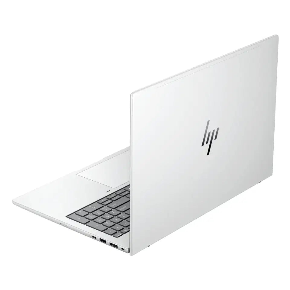 Thunderbolt 4, USB-C and HDMI ports on the HP EliteBook 8 G1i