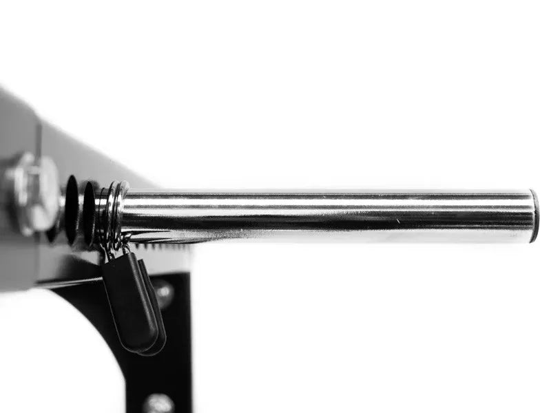 Low row station on the H-0076 power cage attachment