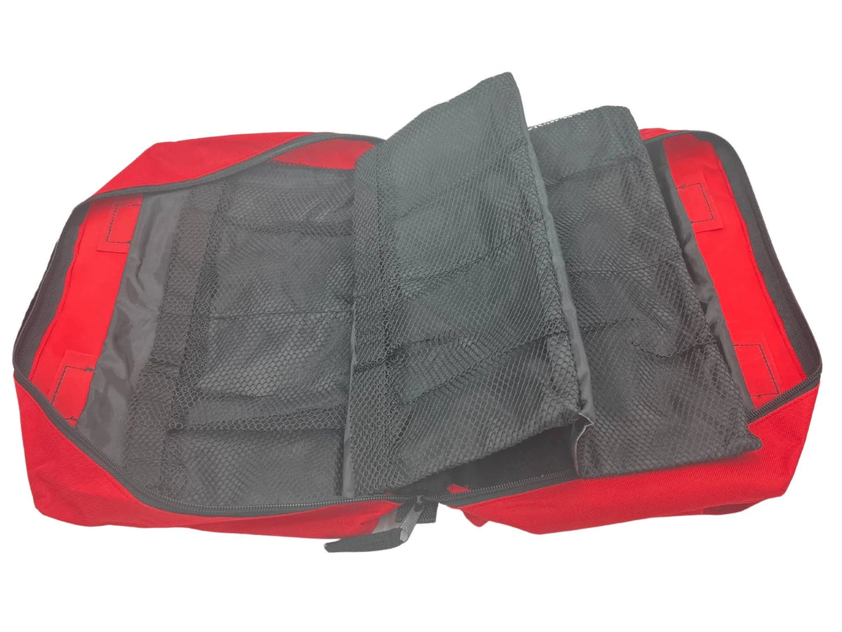 Burn care module with a 1 m x 1 m fire blanket, burn dressings, burn sheets and 8 burn gel sachets